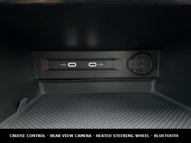 2024 VOLKSWAGEN TAOS - Image 25