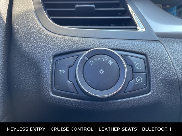 2011 FORD EDGE - Image 23