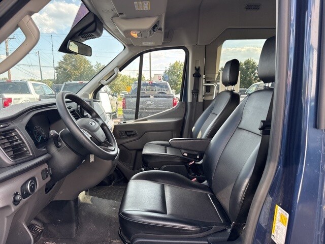 2020 Ford Transit photo 3