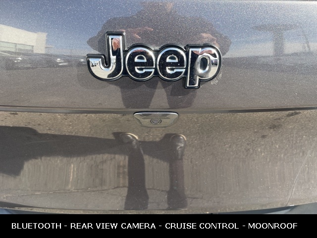 2017 JEEP CHEROKEE - Image 12