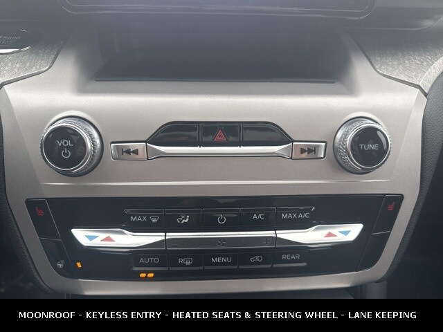 2024 FORD EXPLORER - Image 29