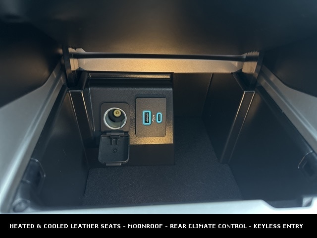 2024 FORD EXPLORER - Image 34