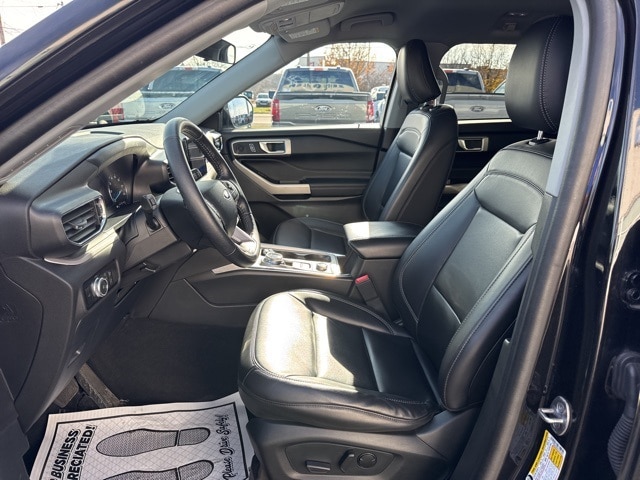 2023 FORD EXPLORER - Image 3