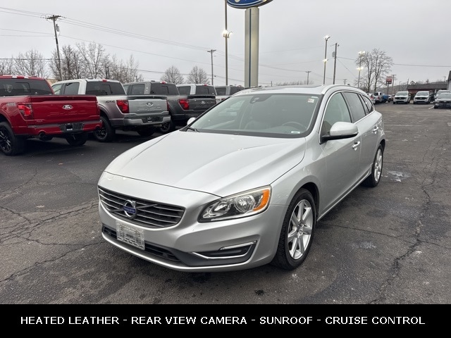 2016 VOLVO V60 - Image 7