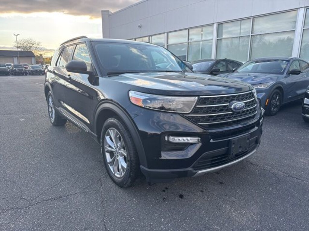 Used 2024 Ford Explorer XLT SUV