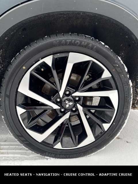 2024 MITSUBISHI OUTLANDER - Image 9