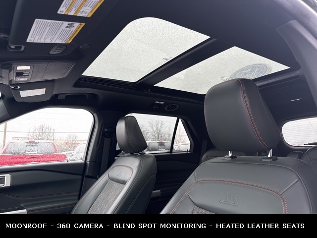 2023 FORD EXPLORER - Image 32