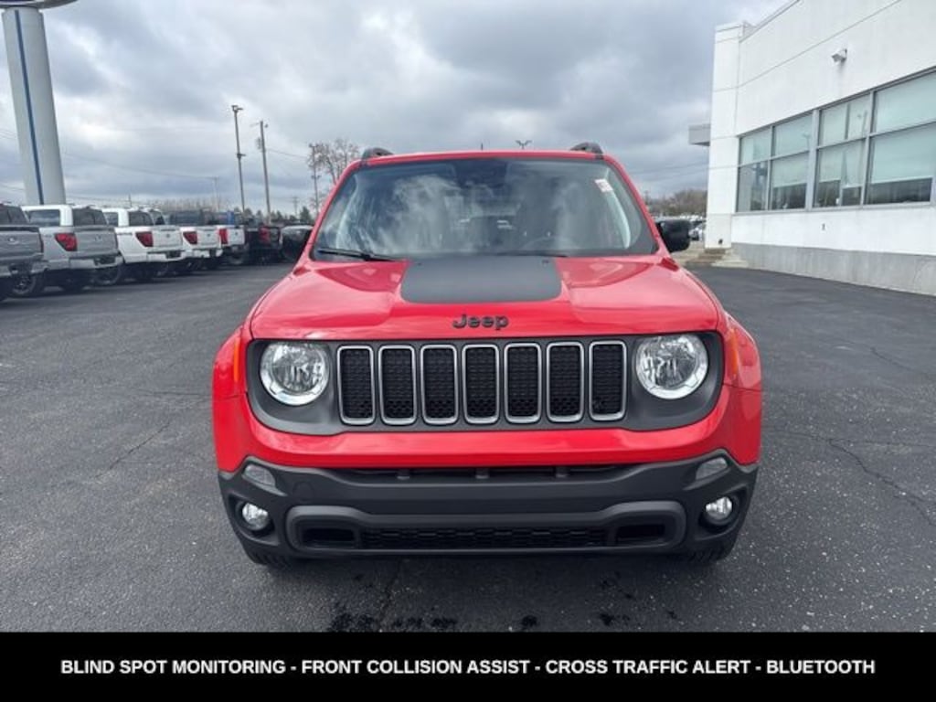 Used 2023 Jeep Renegade Latitude SUV
