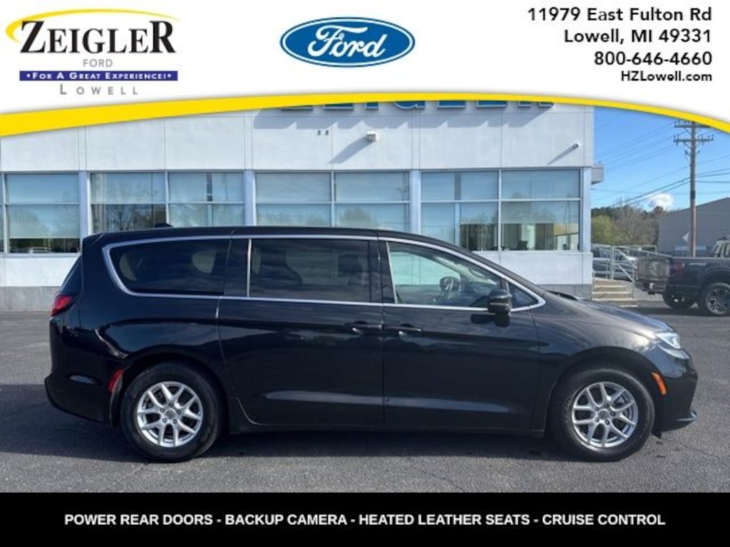 Used 2023 Chrysler Pacifica Touring L Van Passenger Van