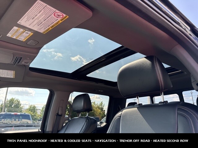 2021 Ford F-350 Lariat photo 4