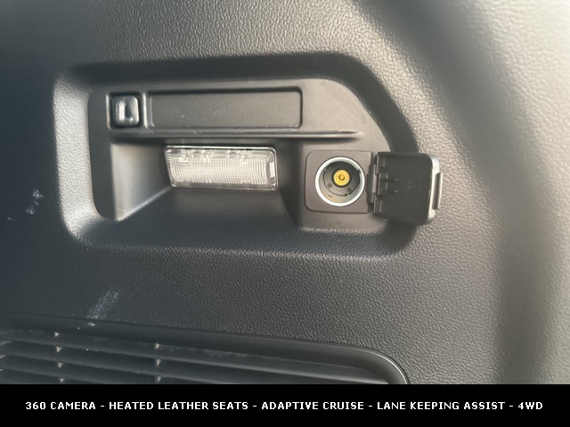 2025 FORD EXPLORER - Image 14