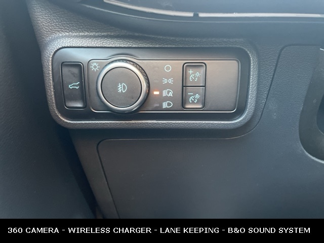 2025 FORD EXPLORER - Image 20