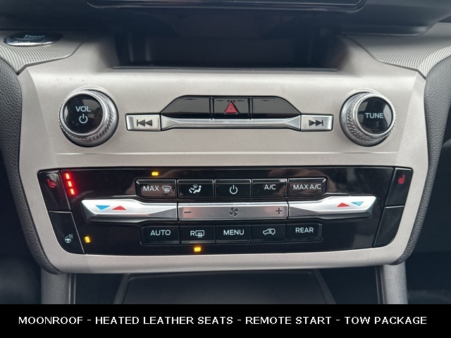 2023 FORD EXPLORER - Image 31