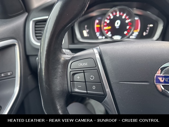 2016 VOLVO V60 - Image 26