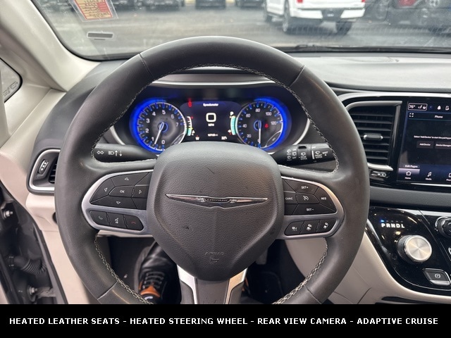 2023 CHRYSLER PACIFICA - Image 2