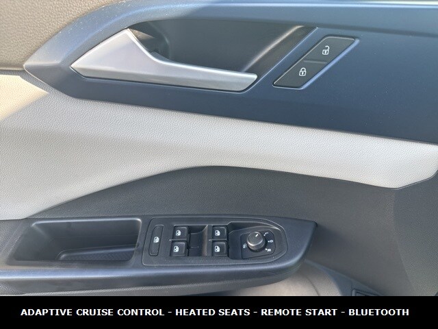 2023 VOLKSWAGEN TAOS - Image 16