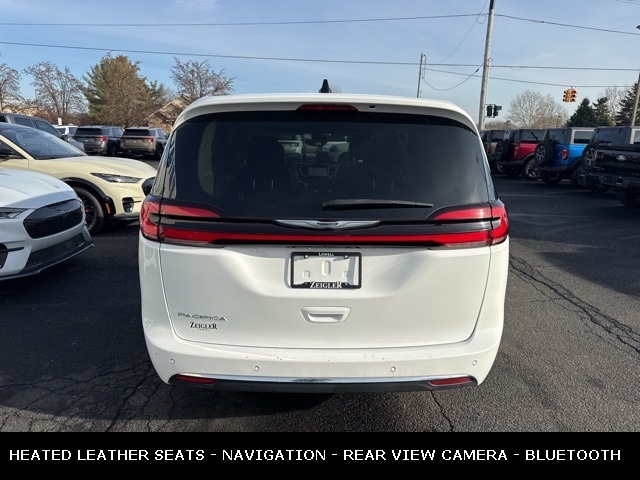 2023 CHRYSLER PACIFICA - Image 9