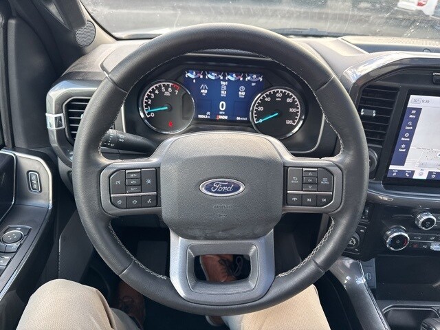 2023 Ford F-150 XLT photo 2