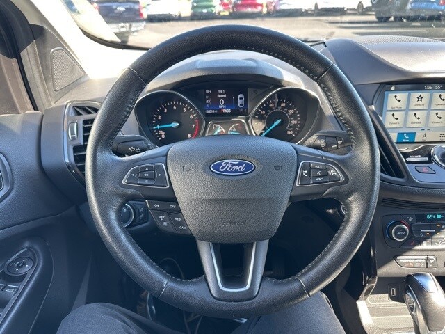 2019 Ford Escape Titanium photo 3