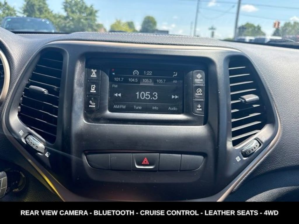 Used 2015 Jeep Cherokee Latitude SUV