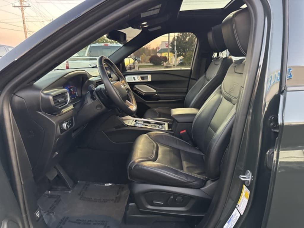 Used 2023 Ford Explorer ST SUV
