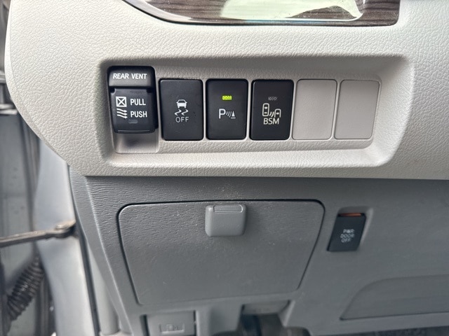 2016 TOYOTA SIENNA - Image 22