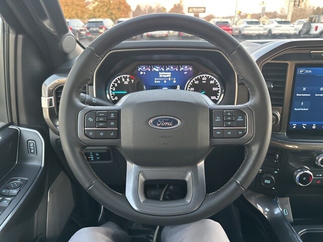 2023 Ford F-150 XLT photo 3