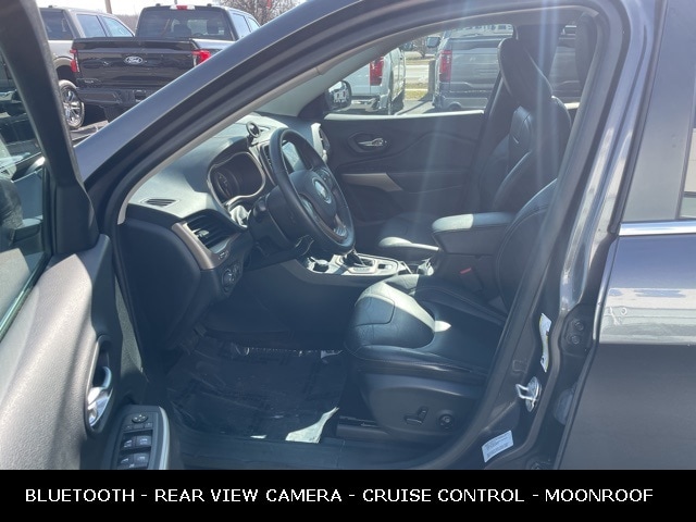 2017 JEEP CHEROKEE - Image 2