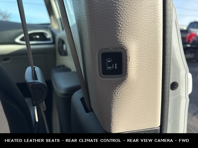 2023 CHRYSLER PACIFICA - Image 15