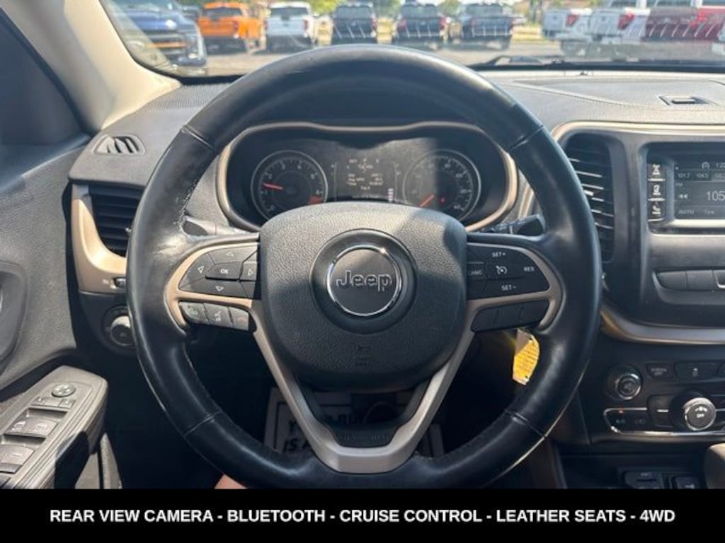 Used 2015 Jeep Cherokee Latitude SUV