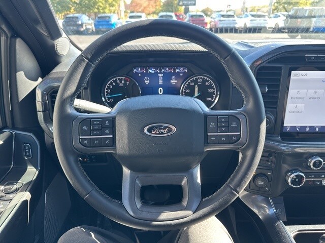 2023 Ford F-150 XLT photo 3
