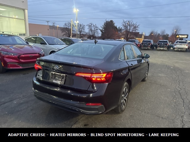 2024 VOLKSWAGEN JETTA - Image 11