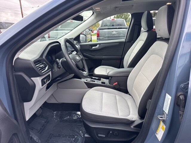 2023 Ford Escape Active photo 3