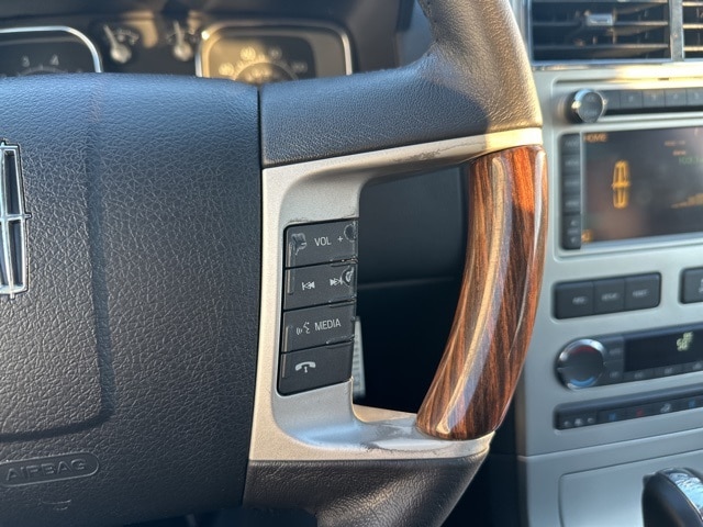 2010 LINCOLN MKX - Image 22