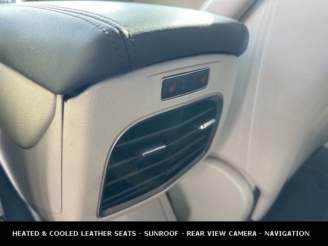 2017 LINCOLN MKZ - Image 12