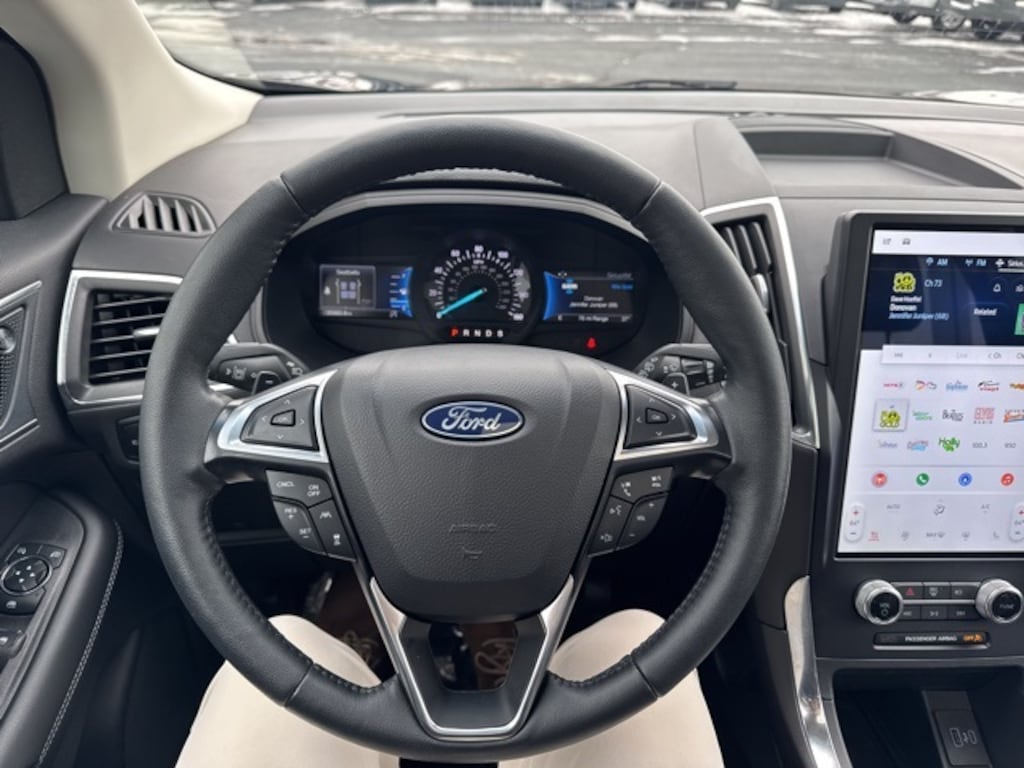 Used 2024 Ford Edge Titanium SUV