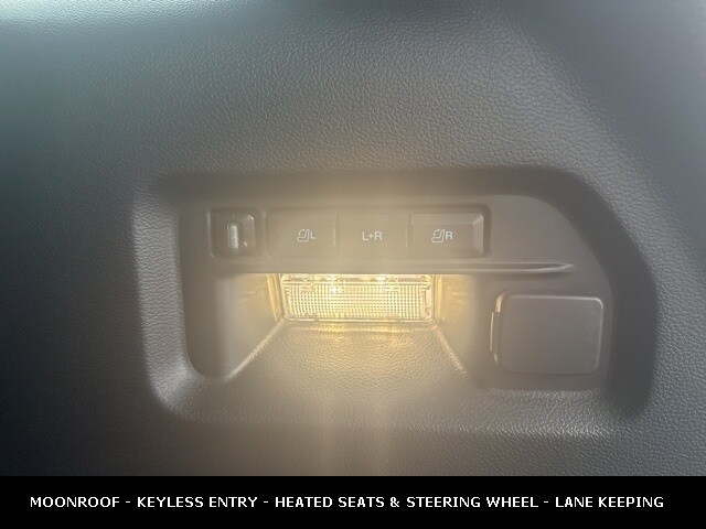 2024 FORD EXPLORER - Image 16