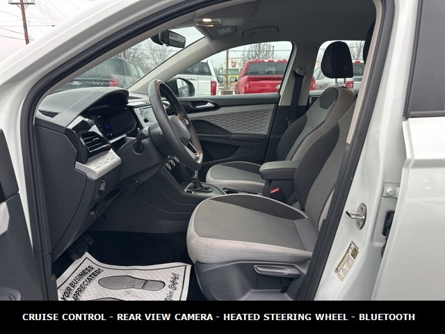 2024 VOLKSWAGEN TAOS - Image 2