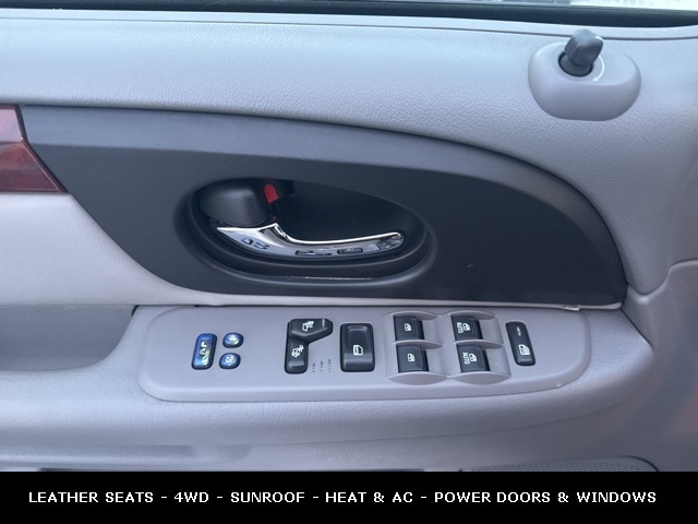 2008 GMC ENVOY - Image 12