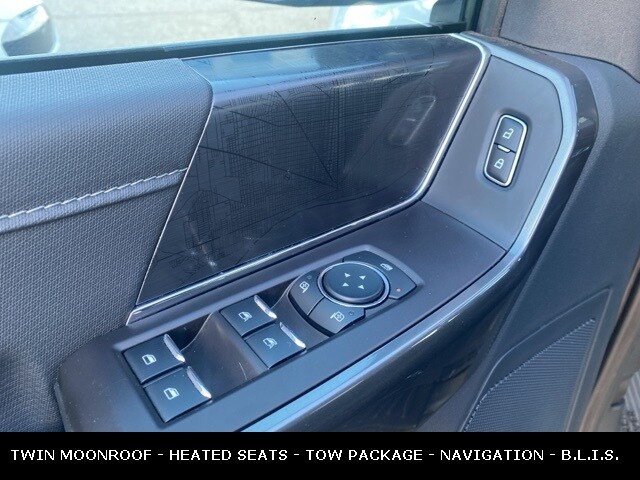 2023 Ford F-150 XLT photo 3