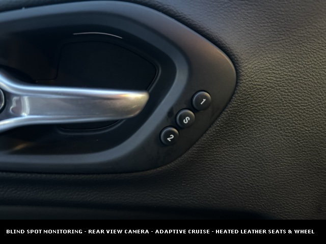 2019 JEEP CHEROKEE - Image 20