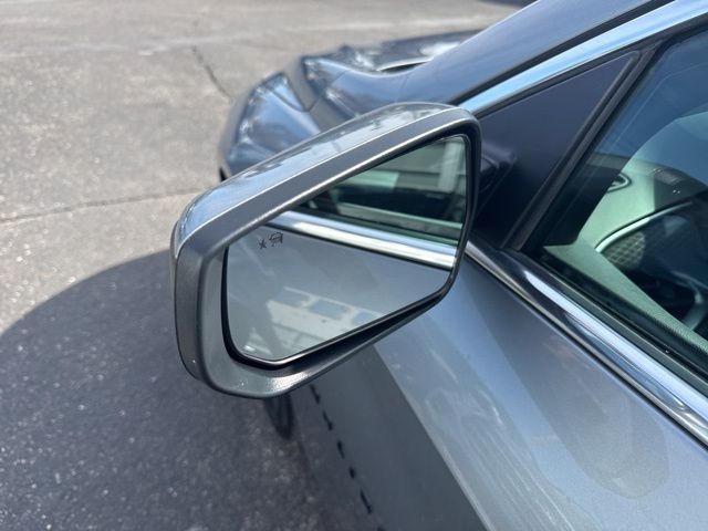 2024 CHEVROLET MALIBU - Image 10