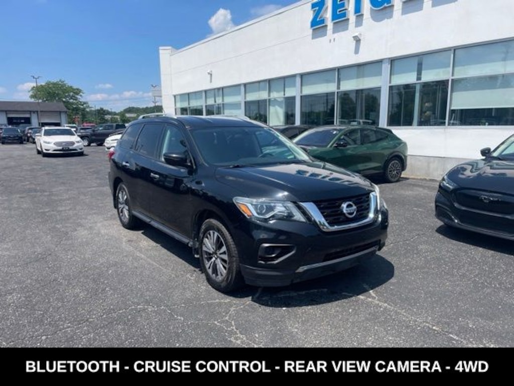 Used 2017 Nissan Pathfinder S SUV