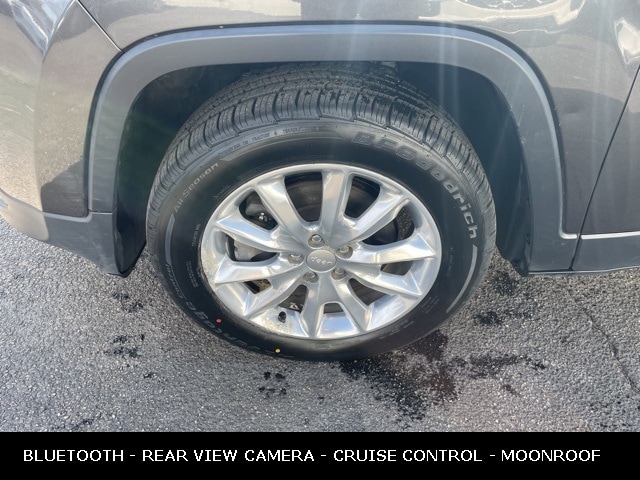 2017 JEEP CHEROKEE - Image 30