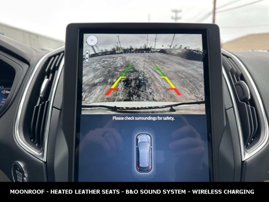 Used 2022 Ford Edge Titanium SUV