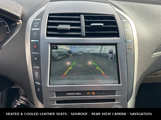 2017 LINCOLN MKZ - Image 24