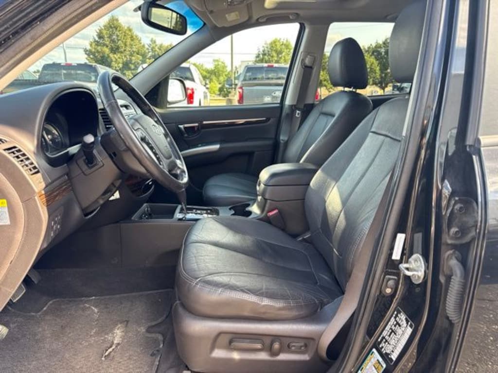 Used 2011 Hyundai Santa Fe Limited SUV
