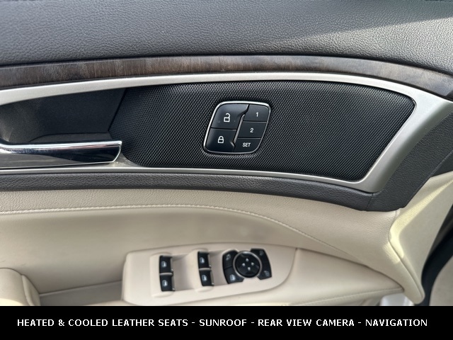 2017 LINCOLN MKZ - Image 15