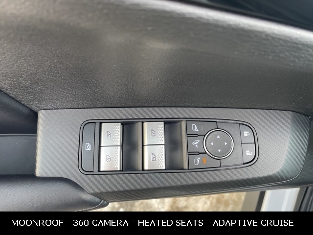 2024 MITSUBISHI OUTLANDER - Image 17