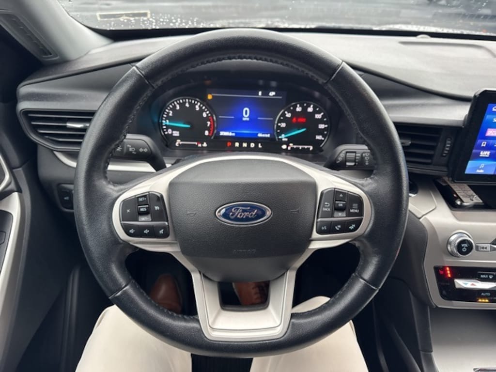 Used 2022 Ford Explorer XLT SUV